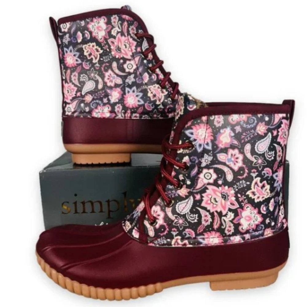 SIMPLY SOUTHERN BLOOM LACE UP BOOTS